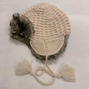 Women’s wool cold weather hat